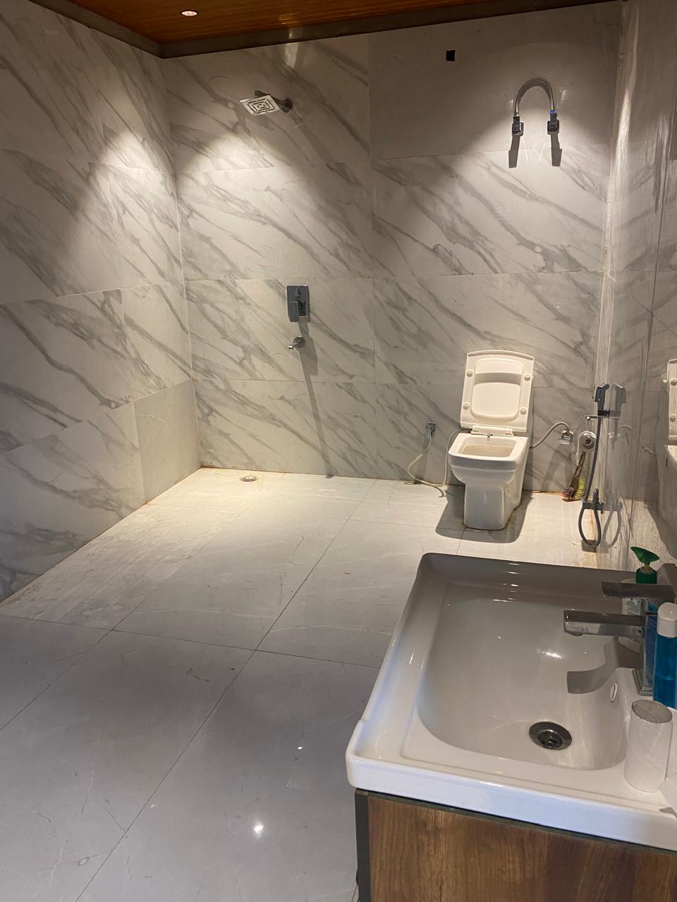 Luxury Faramhouse with pool - Tap to explore photos