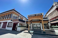 Chamba Hotel And Restaurant, Leh