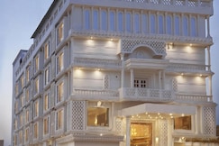 Surasena Regal Vista, Agra