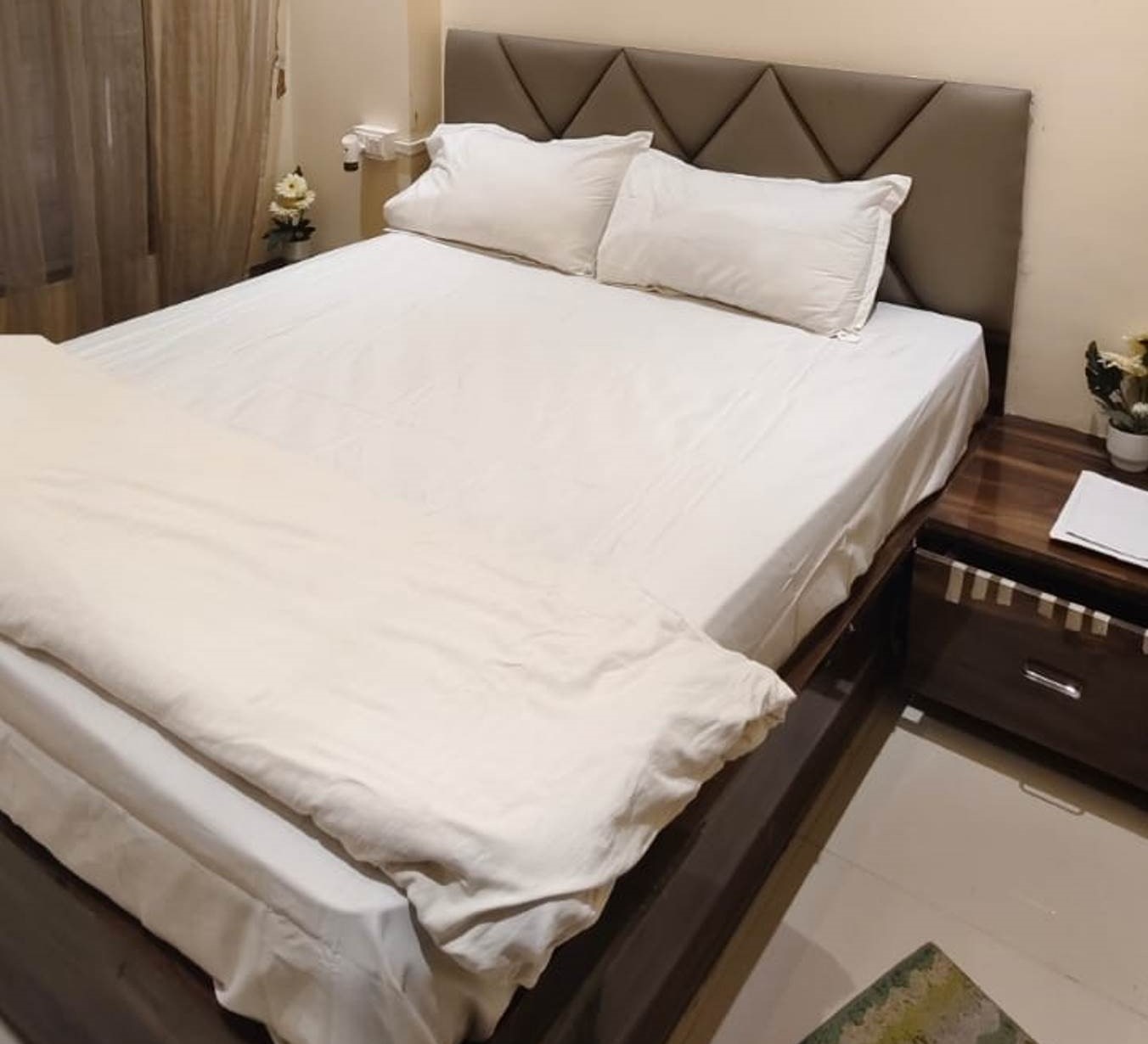 Royal Apartment, Daman