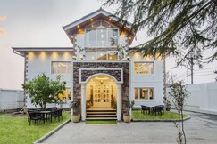 Elegance in Nigeen, Srinagar