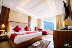 Abhilashi Residency & Spa - Centrally Heated, Manali
