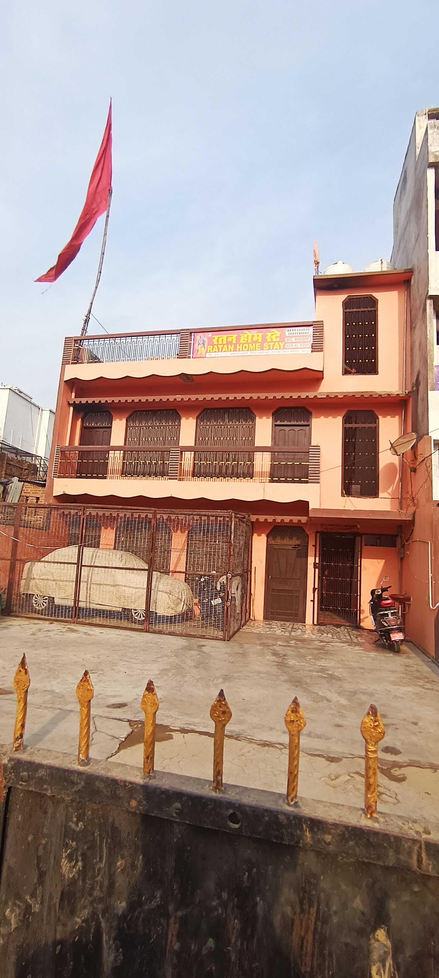 Ratan Homestay - Tap to explore photos