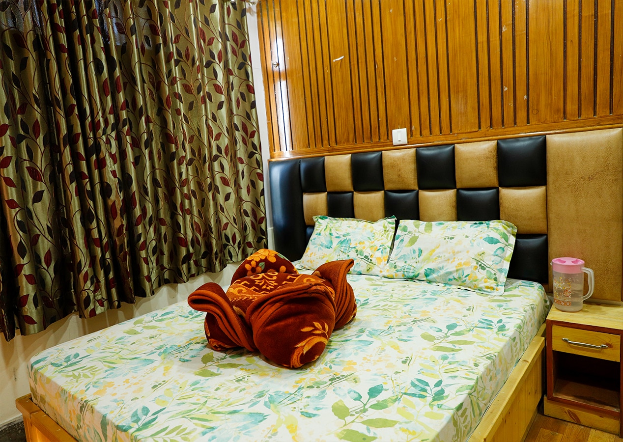 Hotel City Inn - Tap to explore photos