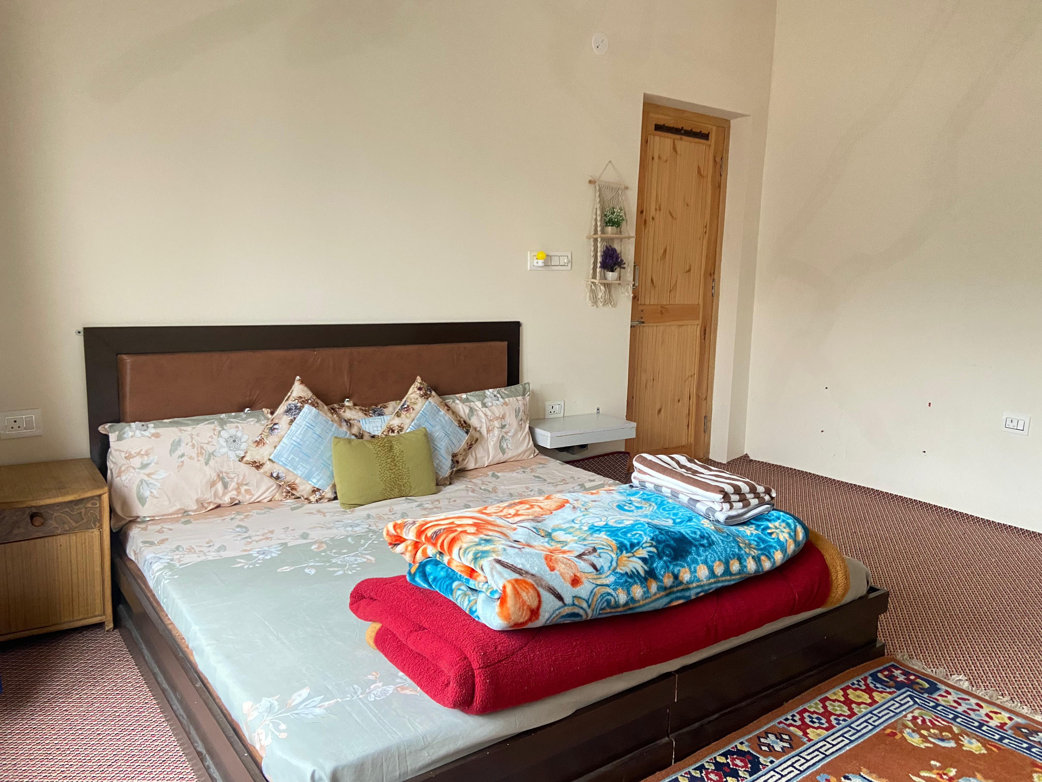 Leh Go Home ( Duo House ) - Tap to explore photos