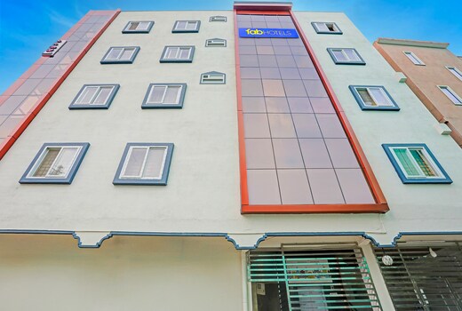 FabHotel Sujatha Residency - Near Channasandra Railway Station