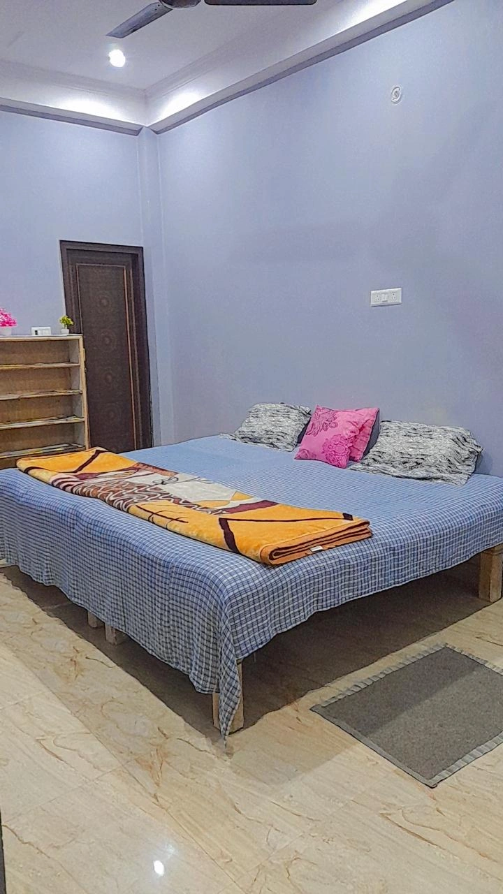 Santoshi Home Stay - Tap to explore photos