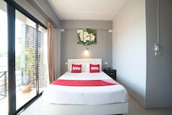 OYO 465 Krung Kao Traveller Lodge, Sena