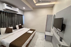 POP 84110F Hotel O B N Inn, Ahmedabad