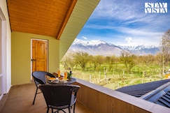 StayVista at Cherry @ The Dewan Bagh, Sonmarg