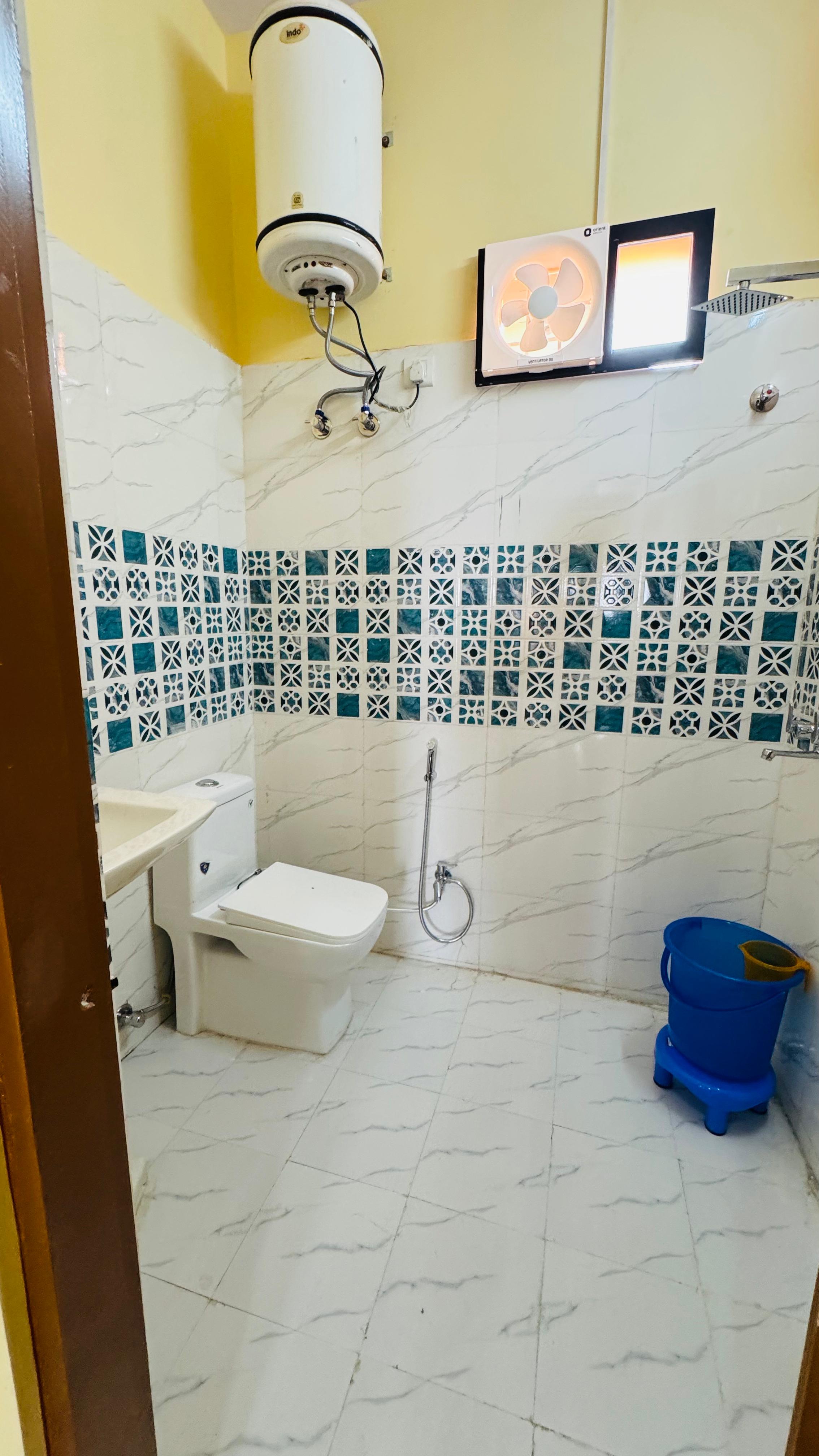 Bhiwani Guest House - Tap to explore photos