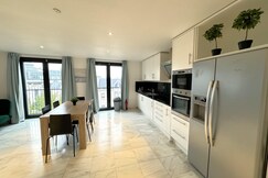 Marble Lodge 3-bedroom, Antwerp