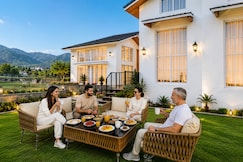 Riaso The Luxury Villas Bir, Palampur