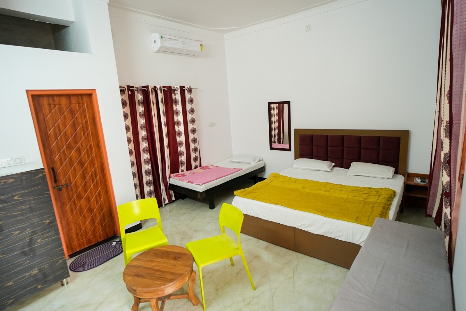 Jamnagar Hills Resort - Tap to explore photos