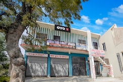 SPOT ON Arya Guest House, Ayodhya