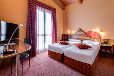 La Villa, Sure Hotel Collection by Best Western