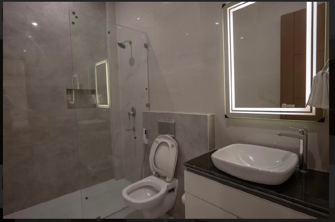 Lux  Room in sector 132 noida - Tap to explore photos