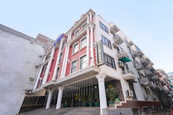 FabHotel Sumedha Elegance, Gurgaon