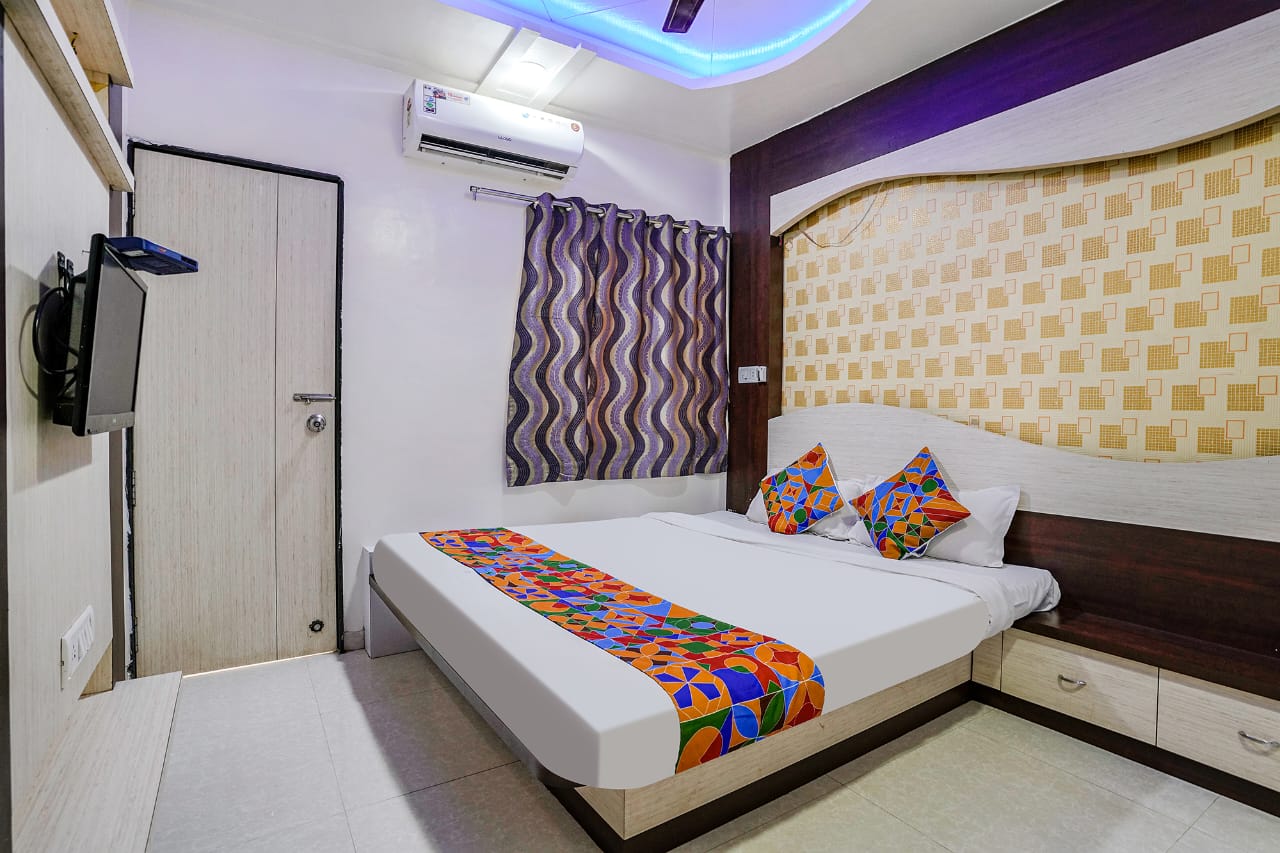 Hotel Sitara Inn - Tap to explore photos
