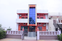 Shivdham Guest House, Biswan