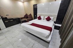 Hotel O MG Grand International, Jamshedpur