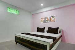 SPOT ON Hotel Sukun, Handia