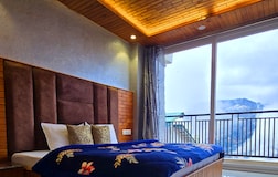 Deluxe Room with Balcony