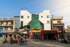 Hotel O Shakuntala Palace, Ghaziabad