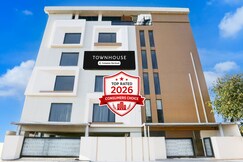 Super Townhouse ISBT Dehradun, Dehradun