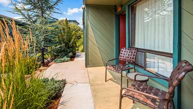 Best Western Plus Tree House - Tap to explore photos