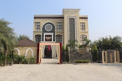 Dreamland Resorts, Moga