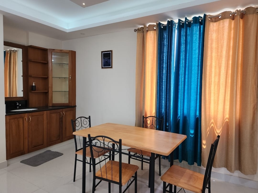 3BHK APARTMENT BY SHARON HOLIDAYS - Tap to explore photos
