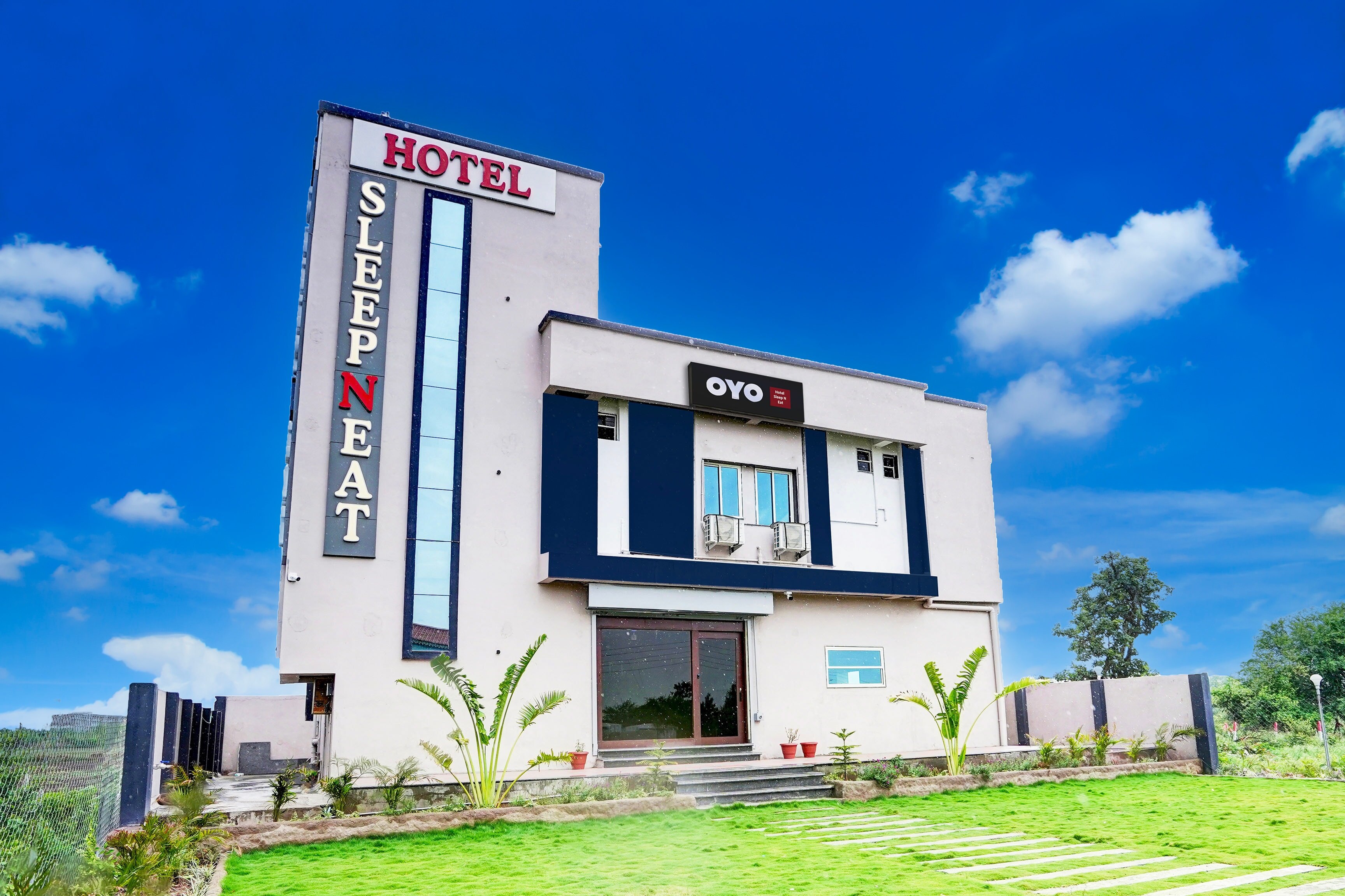 Hotel O Sleep N Eat - Tap to explore photos
