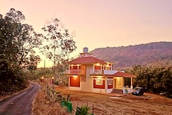 Krishna Sarita Villa, Devrukh