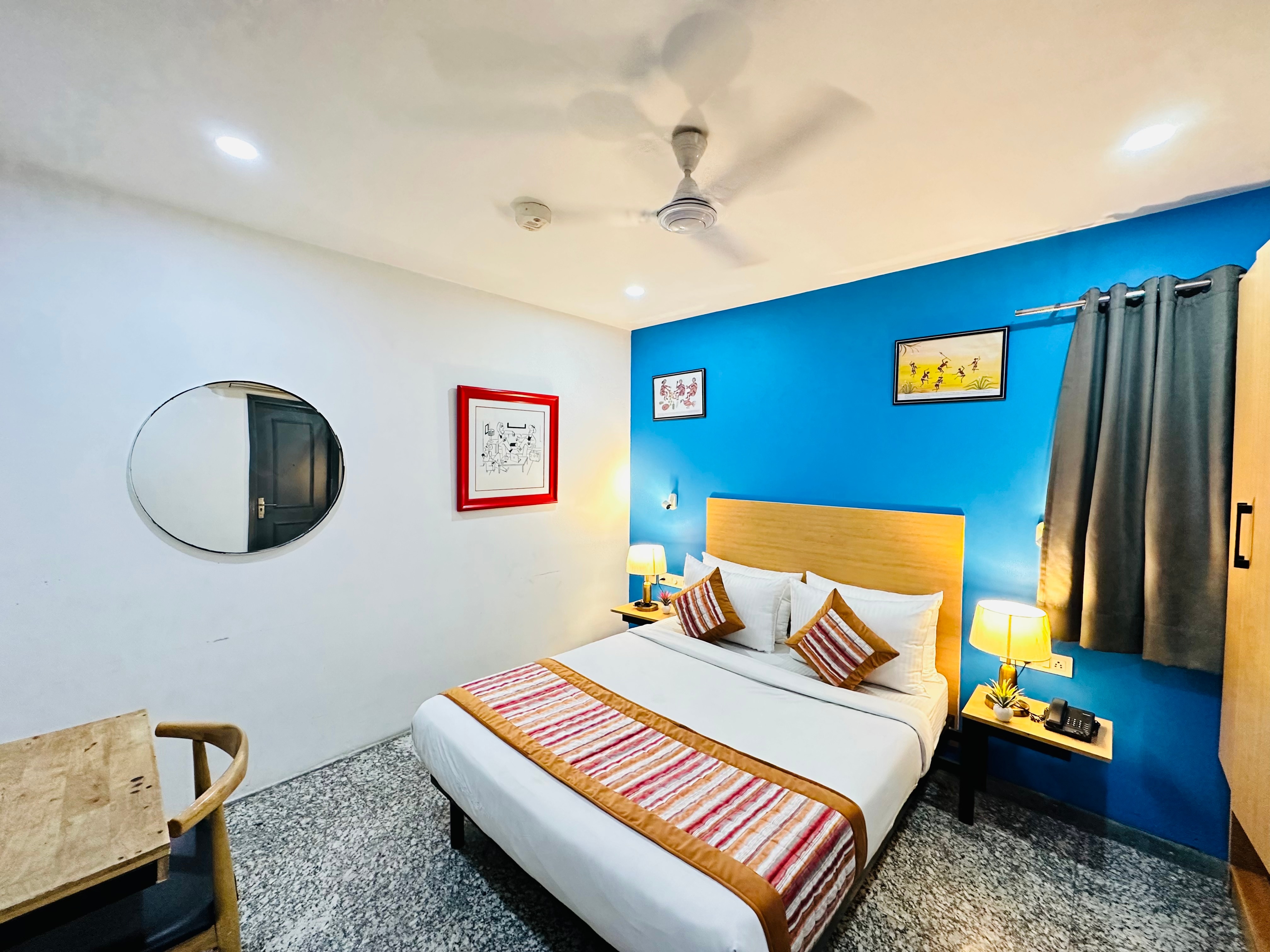 Golden Residency, Punjabi Bagh, Delhi - Tap to explore photos