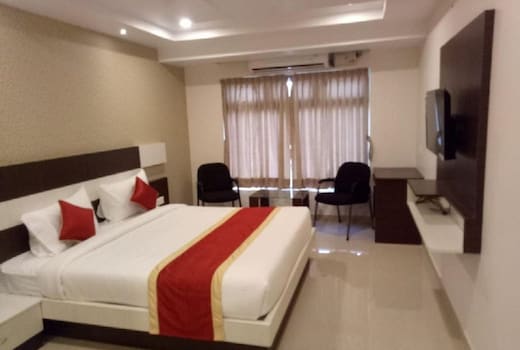 Octave Nest Inn