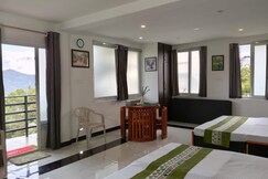 Kens Family Room, Coonoor