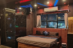 The Hub cafe & Restaurant, Cuttack