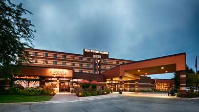 Best Western Premier Nicollet Inn - Tap to explore photos