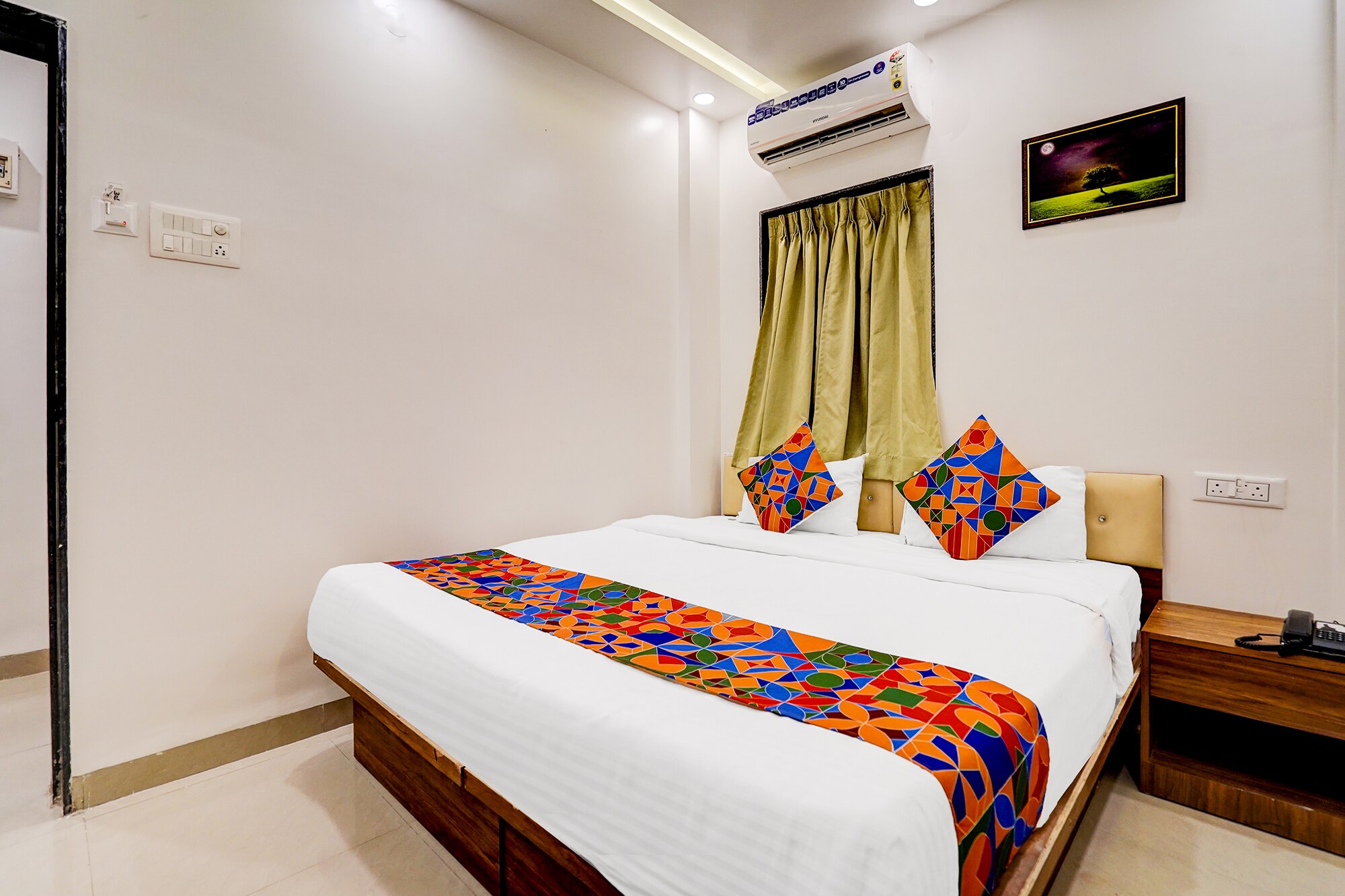 FabHotel Atithi Regency Home Stay - Tap to explore photos