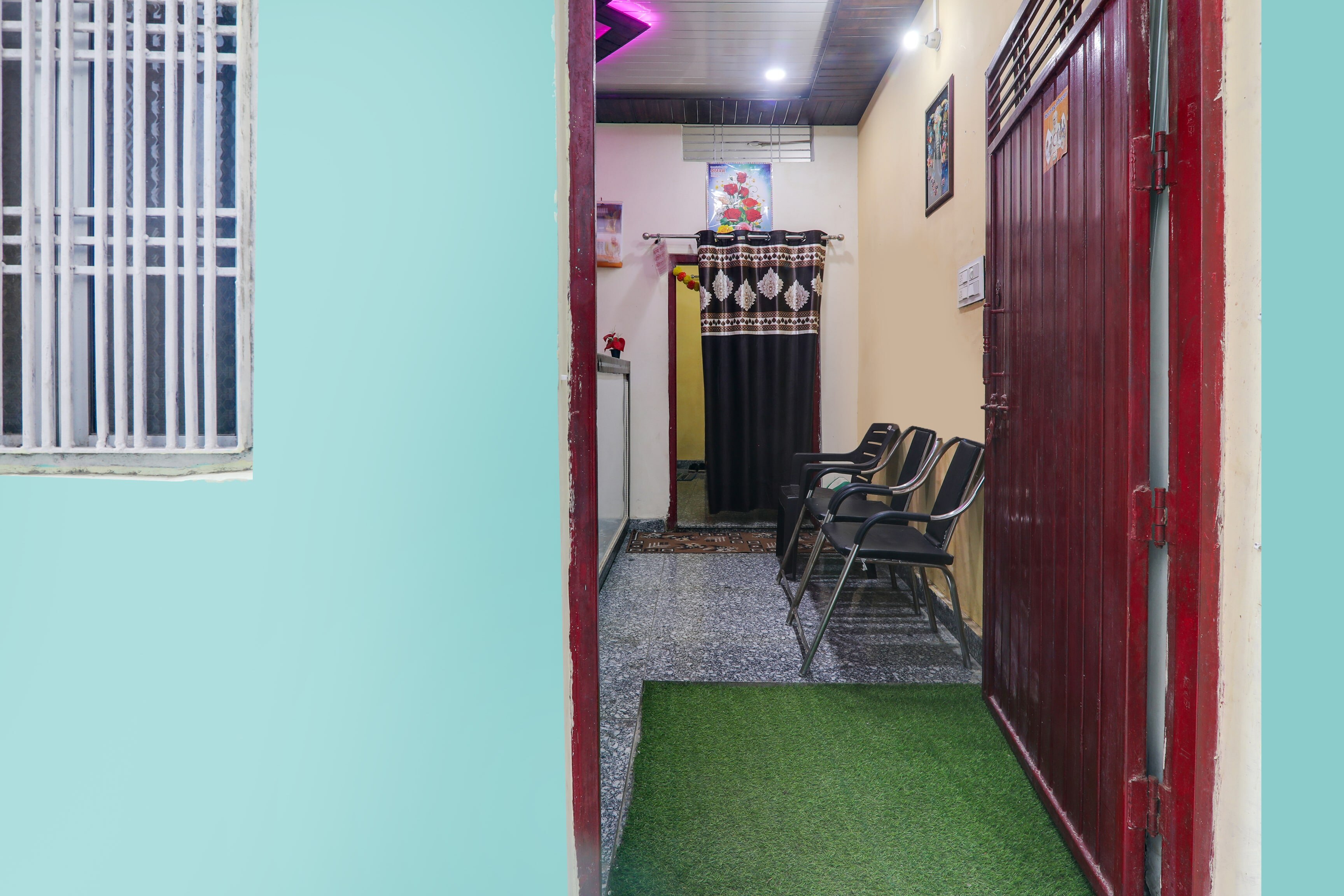 Hotel O Vijay Laxmi guest house - Tap to explore photos