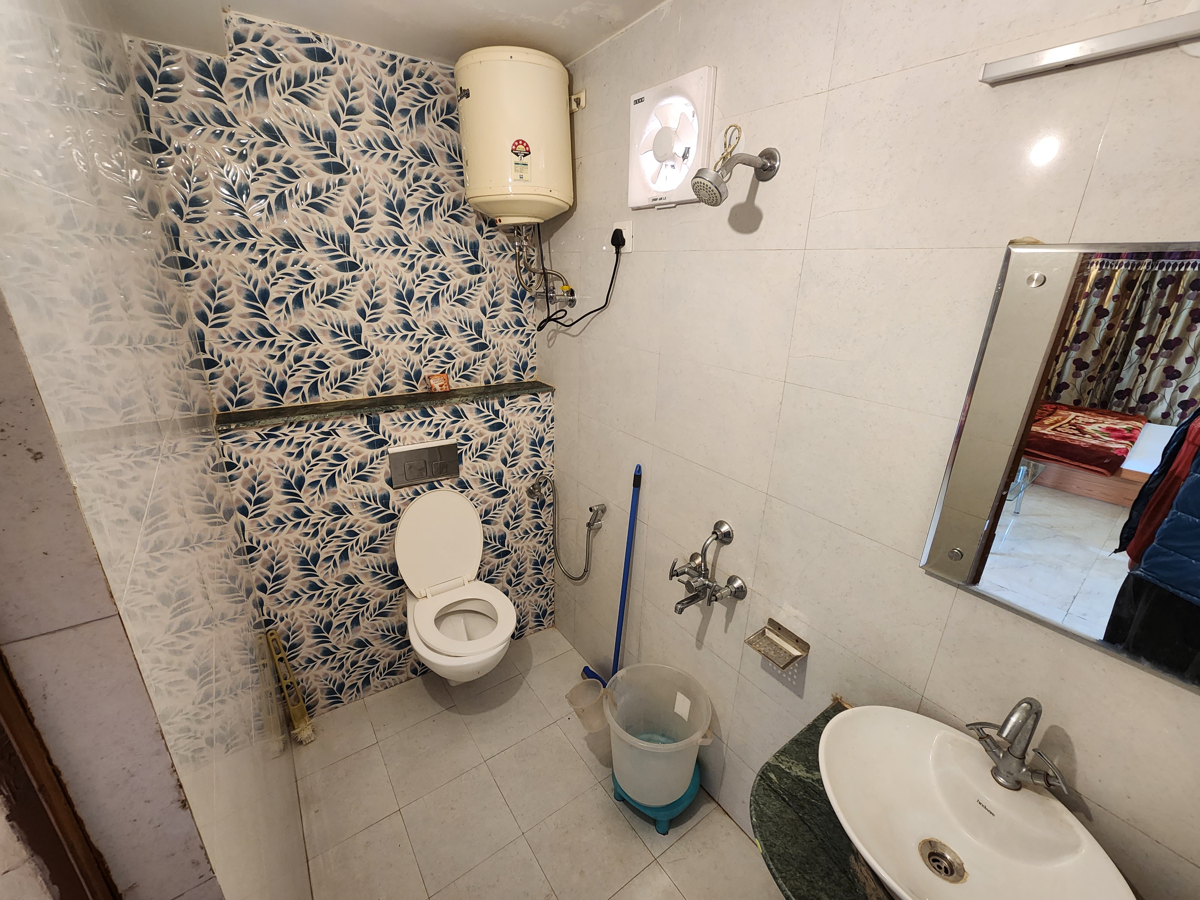 Kapoor's Kitchen and home stay - Tap to explore photos