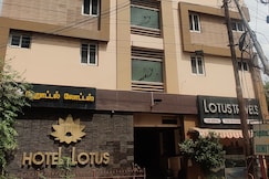 Hotel Lotus