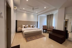 Hotel President, Agra