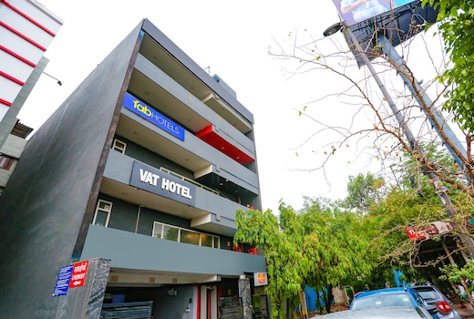 FabHotel Blusky