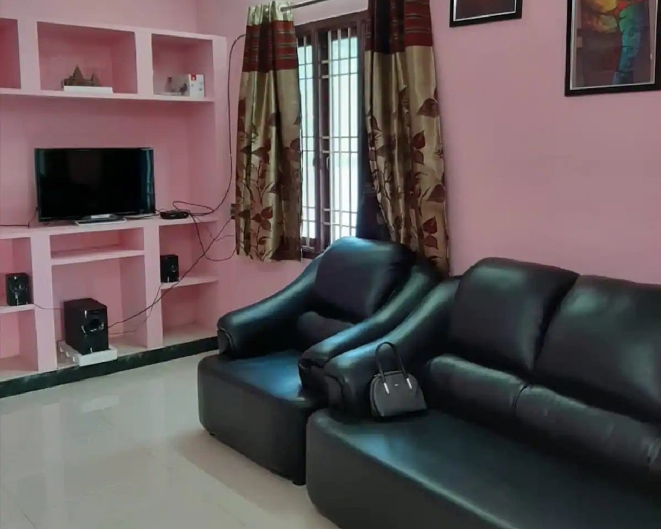 Priya's Peaceful place - A typical tamil home, Pondicherry - Tap to explore photos