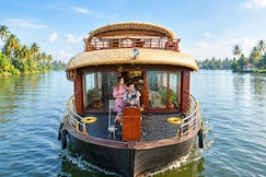 India Vacationz Houseboat, Alleppey
