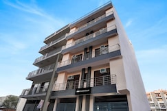 Townhouse Cloud Bay, Gurgaon