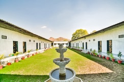 Opera garden and banquet, Udaipur