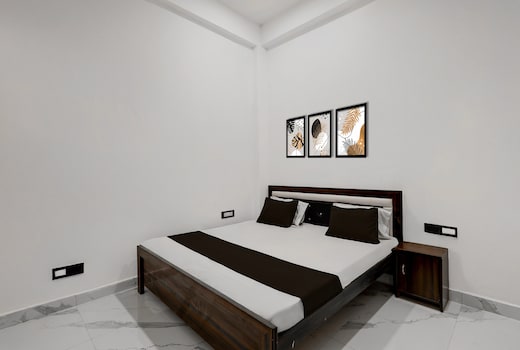 SPOT ON Galaxy Hotal